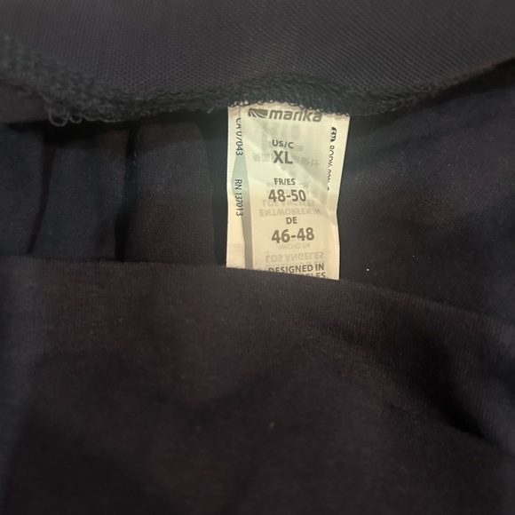 Bally Total Fitness Women’s Black Athletic Pants - Picture 5 of 5